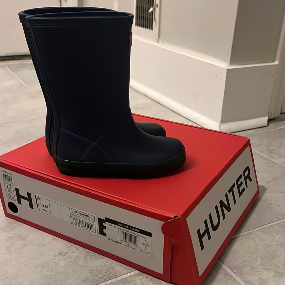 Hunter Navy Rain Boots